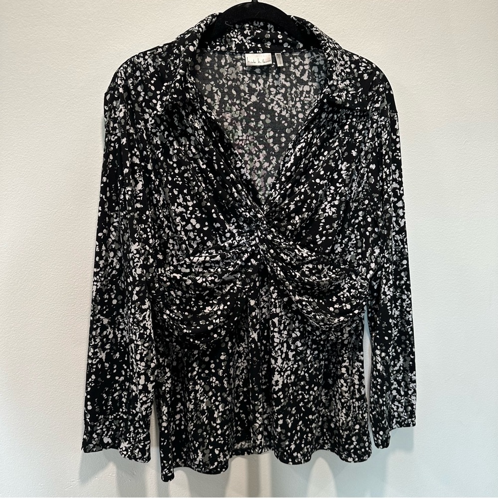 Nicki Nicole Miller Collared Twist Front Splatter Print Blouse Women’s Size XL
